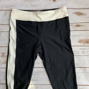 NWOT Joy Lab Workout Pants